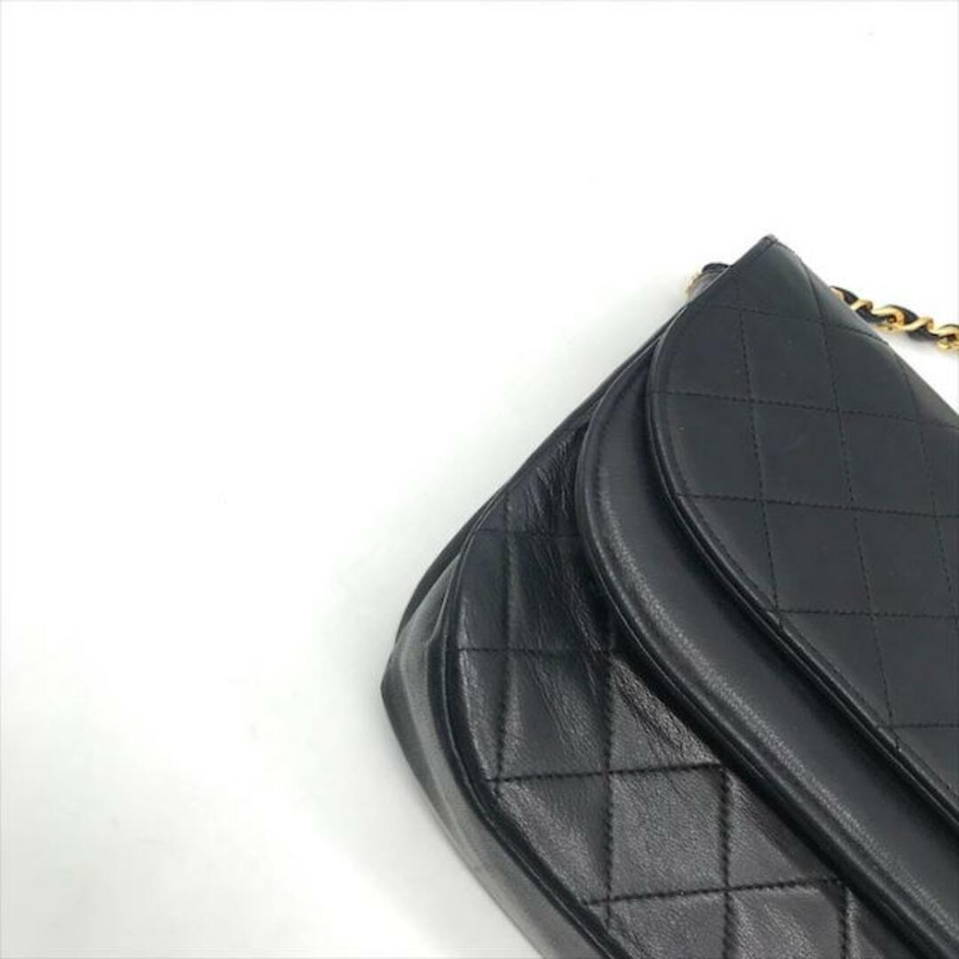 CHANEL(シャネル)の良品 CHANEL シャネル ココマーク マトラッセ ラムスキン ターンロック ダブルフラップ チェーン ショルダー バッグ ブラック a2925 レディースのバッグ(ショルダーバッグ)の商品写真