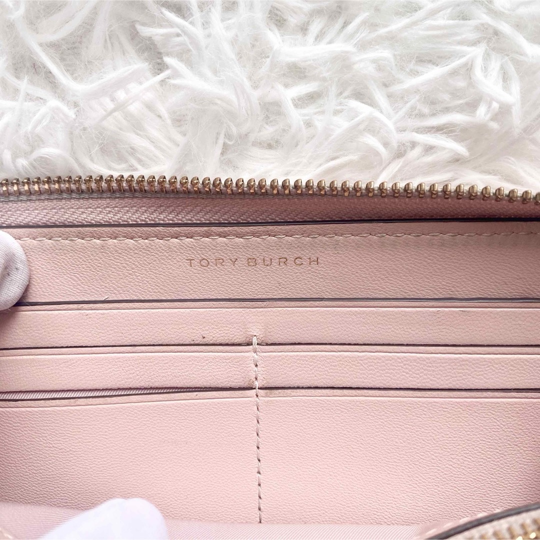 Tory Burch(トリーバーチ)の77. トリーバーチ 長財布 フレミング キルティング ラウンドジップ ピンク レディースのファッション小物(財布)の商品写真