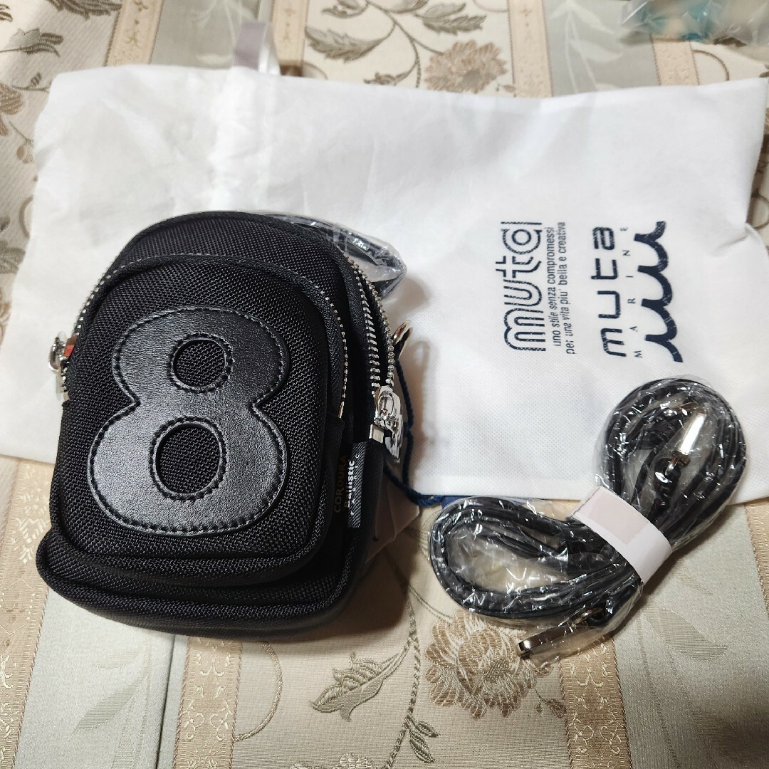 muta(ムータ)のムータマリン　8バッグ　ショルダー　未使用　希少 レディースのバッグ(ショルダーバッグ)の商品写真