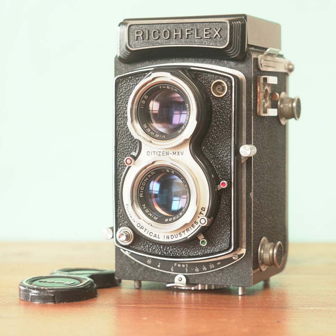 RICOH(リコー)の完動品◎RICOHFLEX NEW DIA 二眼レフ フィルムカメラ #975 スマホ/家電/カメラのカメラ(フィルムカメラ)の商品写真