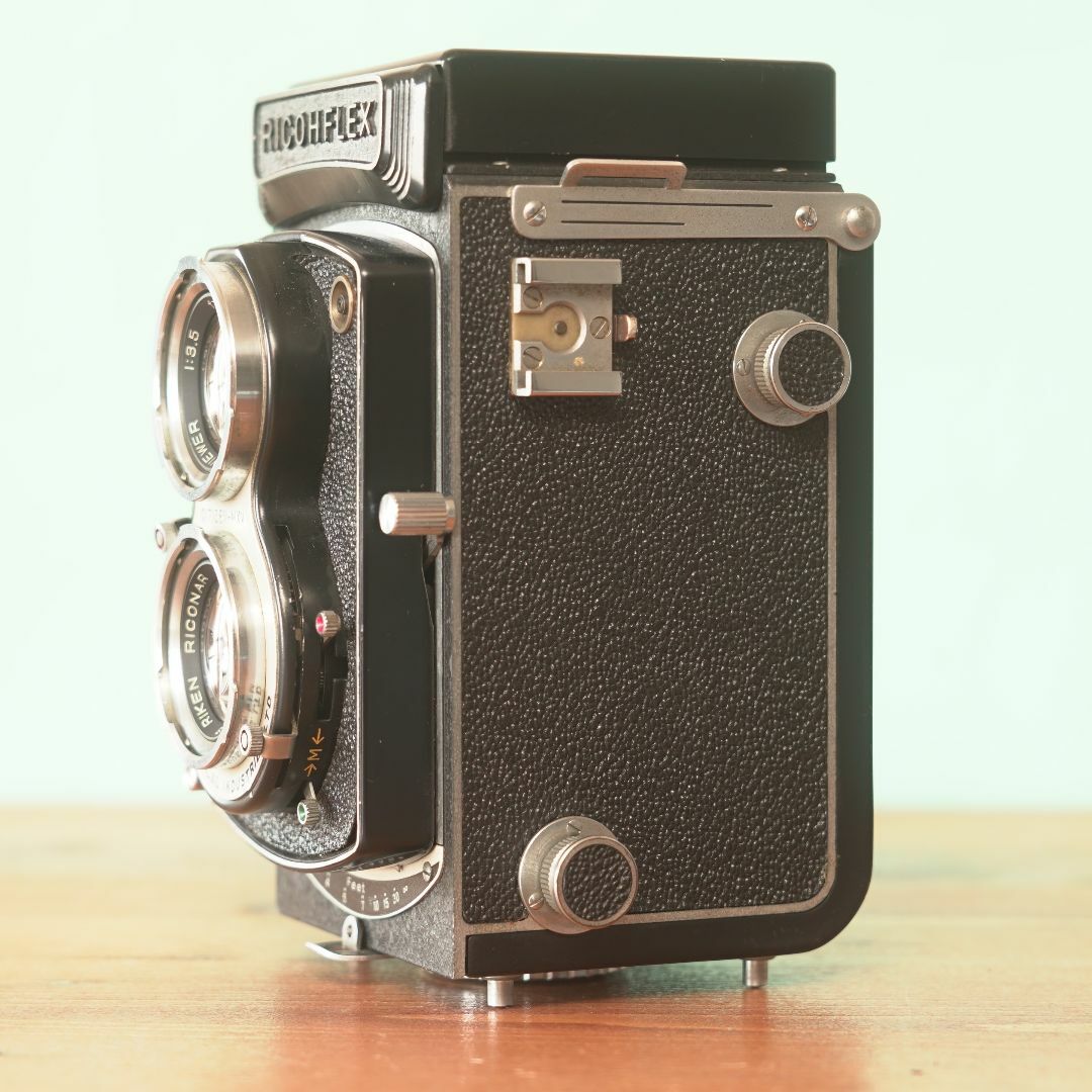 RICOH(リコー)の完動品◎RICOHFLEX NEW DIA 二眼レフ フィルムカメラ #975 スマホ/家電/カメラのカメラ(フィルムカメラ)の商品写真