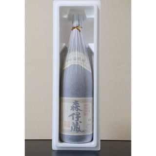 モリイゾウシュゾウ(森伊蔵酒造)の①送料込・即決　☆希少！入手困難　本格芋焼酎 森伊蔵 1800ml　1.8L(焼酎)