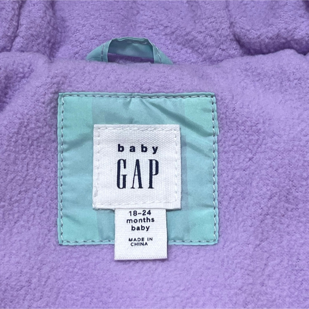 babyGAP(ベビーギャップ)のbaby GAP ダウン　18〜24m 裏フリース　コート　アウター　キッズ キッズ/ベビー/マタニティのベビー服(~85cm)(ジャケット/コート)の商品写真