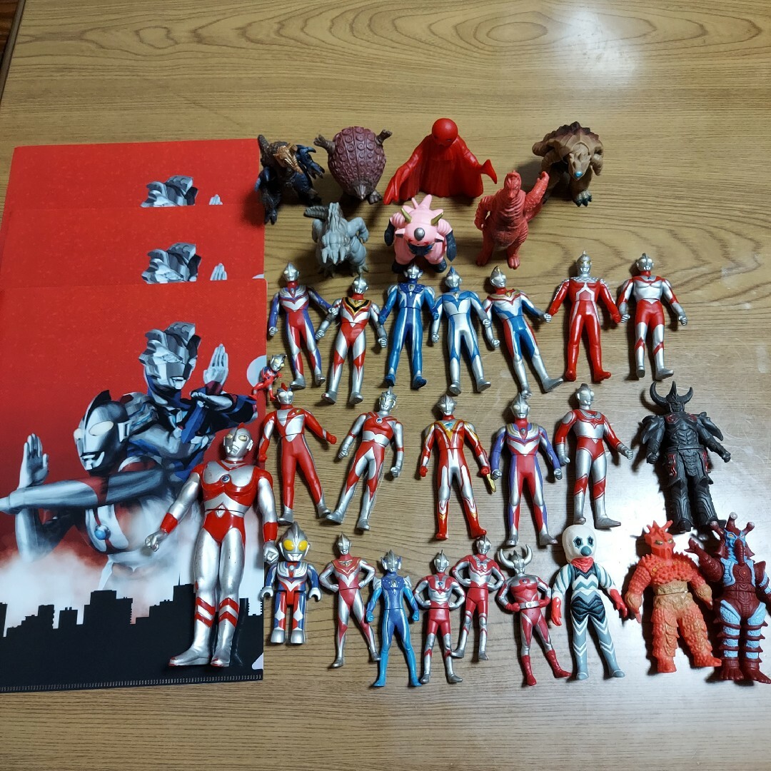 ウルトラマン　まとめ売り エンタメ/ホビーのおもちゃ/ぬいぐるみ(キャラクターグッズ)の商品写真