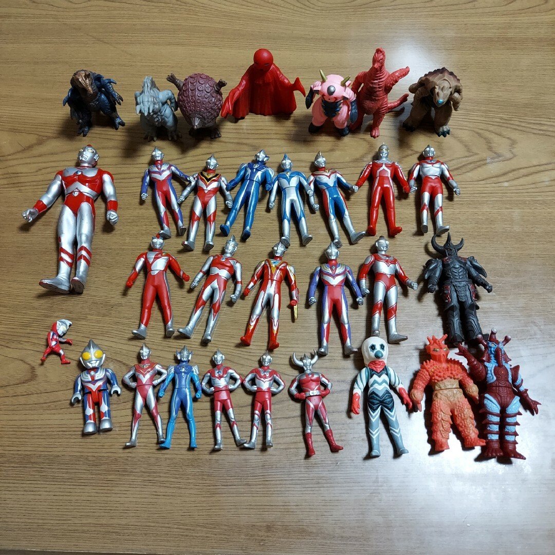 ウルトラマン　まとめ売り エンタメ/ホビーのおもちゃ/ぬいぐるみ(キャラクターグッズ)の商品写真