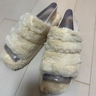 アグ(UGG)のUGG サンダル Fluff Yeah Fuzz Sugar レディース(サンダル)