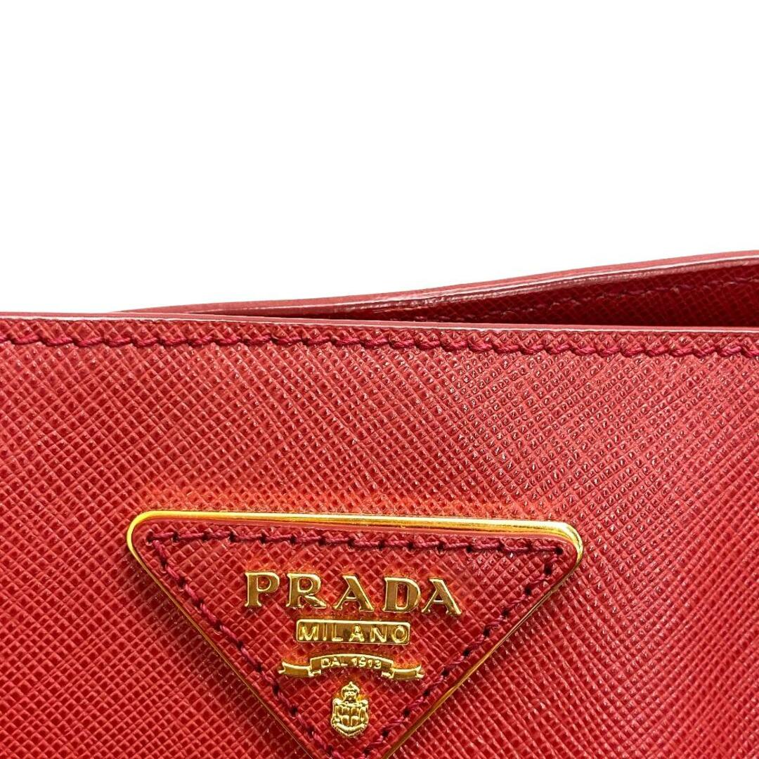 PRADA(プラダ)のプラダ PRADA ハンドバッグ
 サフィアーノラクス レッド レディースのバッグ(ハンドバッグ)の商品写真