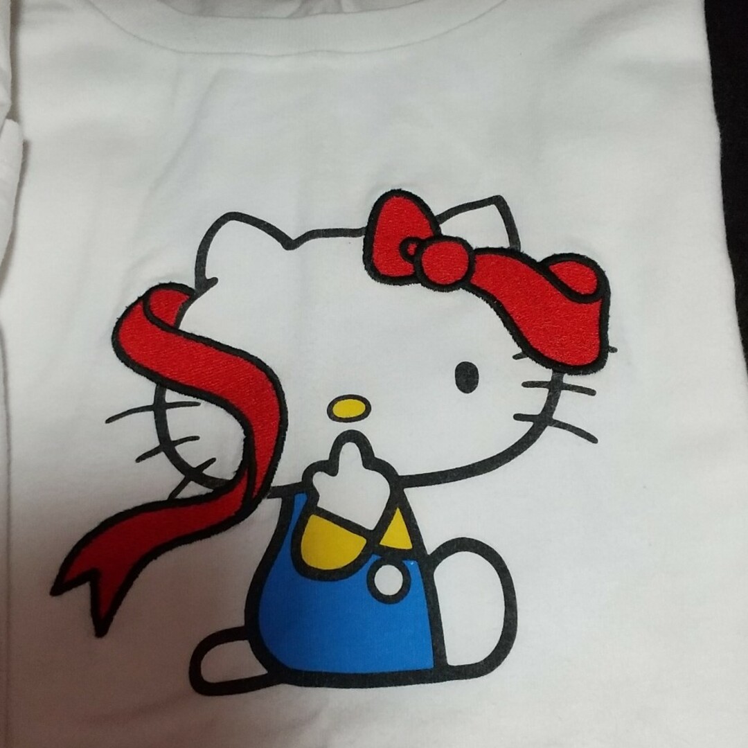 UNIQLO(ユニクロ)のUTハローキティ TシャツM2枚 エンタメ/ホビーのおもちゃ/ぬいぐるみ(キャラクターグッズ)の商品写真