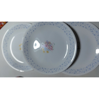 コレール(CORELLE)のコレール中皿　フローリァ　21.5センチ　３枚(食器)