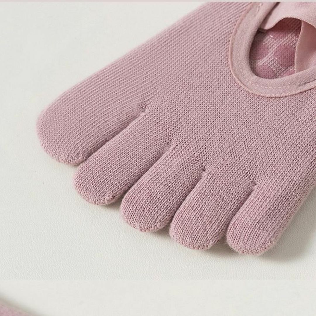 ヨガウェア 　ピラティス 　靴下　ピンク　 ソックス　5本指　滑り止め付き レディースのレッグウェア(ソックス)の商品写真