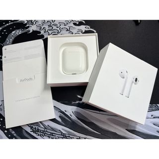 アップル(Apple)のApple純正 AirPods エアーポッズ ワイヤレスヘッドフォン 第1世代(ヘッドフォン/イヤフォン)