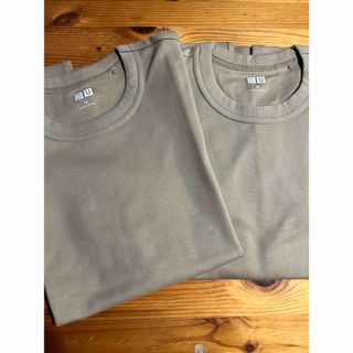 UNIQLO - ユニクロ　　クルーネックTシャツ　M