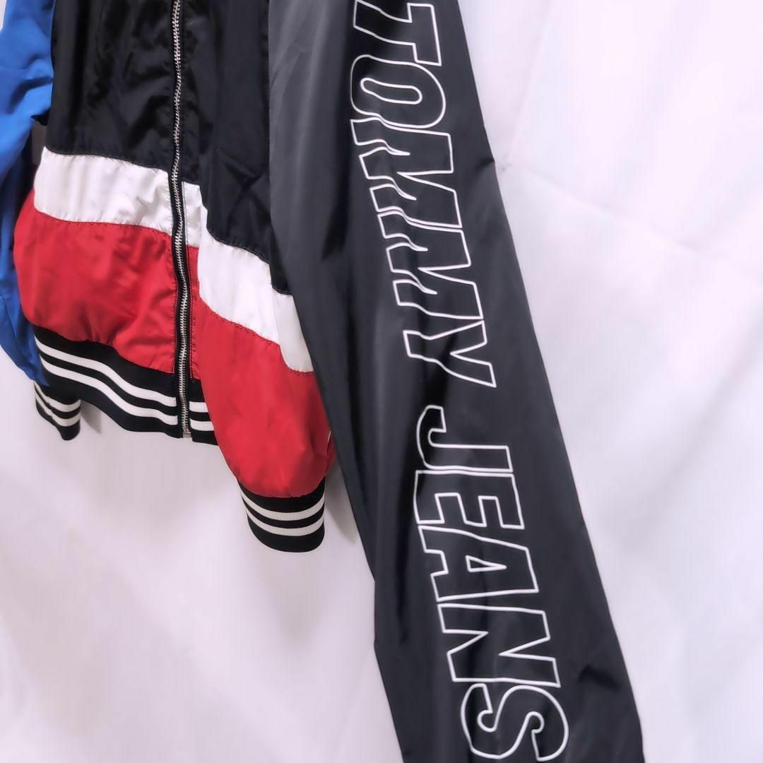 TOMMY JEANS(トミージーンズ)の【美品】TOMMY JEANS ポリエステル ジャンバー S レディースのジャケット/アウター(ブルゾン)の商品写真