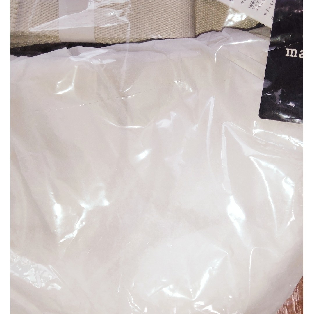 UNIQLO(ユニクロ)のユニクロ×マリメッコ　ラウンドミニショルダーバッグ　ライトグレー レディースのバッグ(ショルダーバッグ)の商品写真