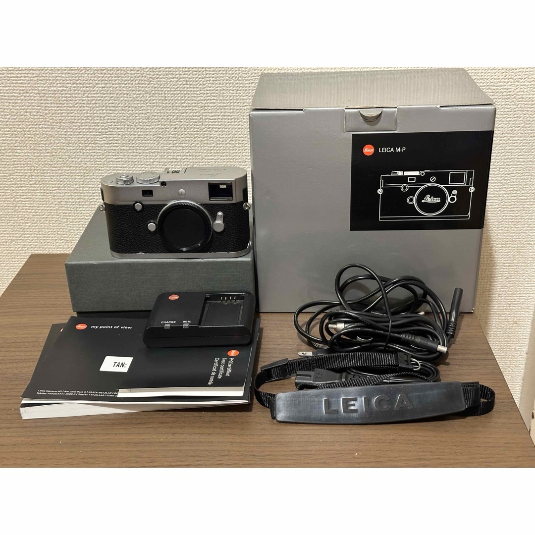 LEICA(ライカ)の良品 ライカ M-P typ240 シルバークローム Leica M-P スマホ/家電/カメラのカメラ(デジタル一眼)の商品写真