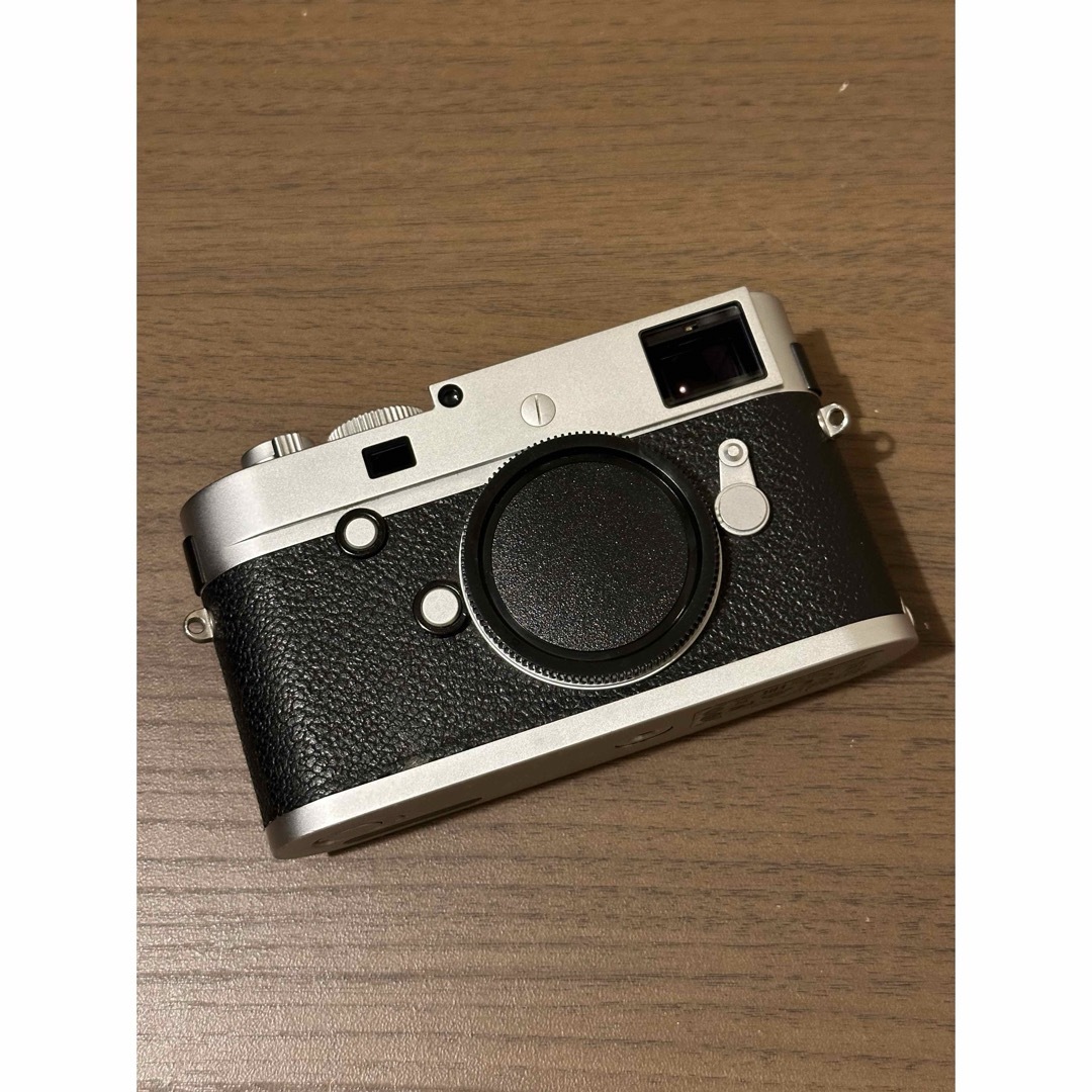 LEICA(ライカ)の良品 ライカ M-P typ240 シルバークローム Leica M-P スマホ/家電/カメラのカメラ(デジタル一眼)の商品写真