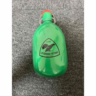 アウトドア用品　LE GRAND TETRAS 水筒　0.75L  グリーン(その他)