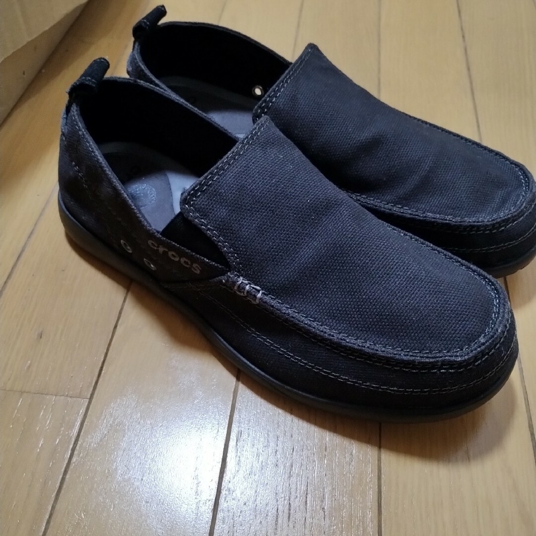 crocs(クロックス)のクロックスwaluローファー　BLACK　28cm メンズの靴/シューズ(デッキシューズ)の商品写真