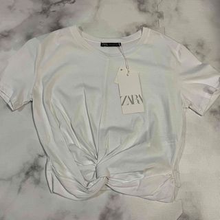 ザラ(ZARA)の【新品】ショート丈トップス / ZARA(Tシャツ(半袖/袖なし))