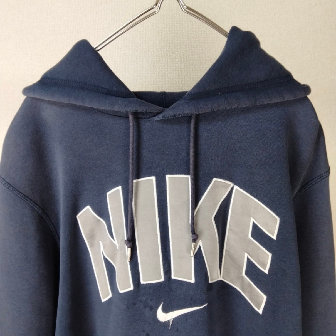 NIKE(ナイキ)のNIKE ナイキ　ロゴ刺繍　スウェット　パーカー 古着　ゆるダボ　ストリート メンズのトップス(パーカー)の商品写真