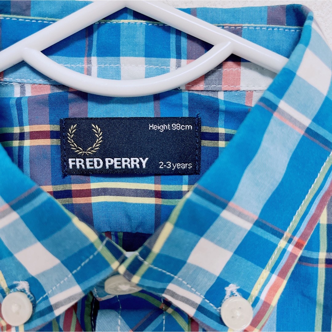 FRED PERRY(フレッドペリー)のフレッドペリー　半袖シャツ　チェック柄　ブルー　90 100 男の子　半袖　夏服 キッズ/ベビー/マタニティのキッズ服男の子用(90cm~)(ブラウス)の商品写真