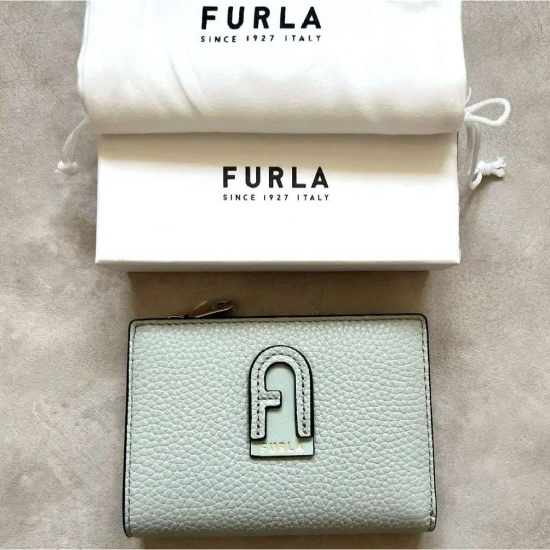 Furla(フルラ)の【新品未使用箱付き】FURLA　フルラ　折り財布 レディースのファッション小物(財布)の商品写真