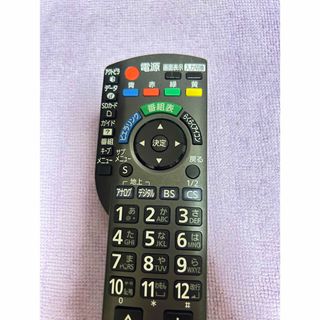 パナソニック(Panasonic)の美品　Panasonic N2QAYB000325 テレビリモコン(その他)