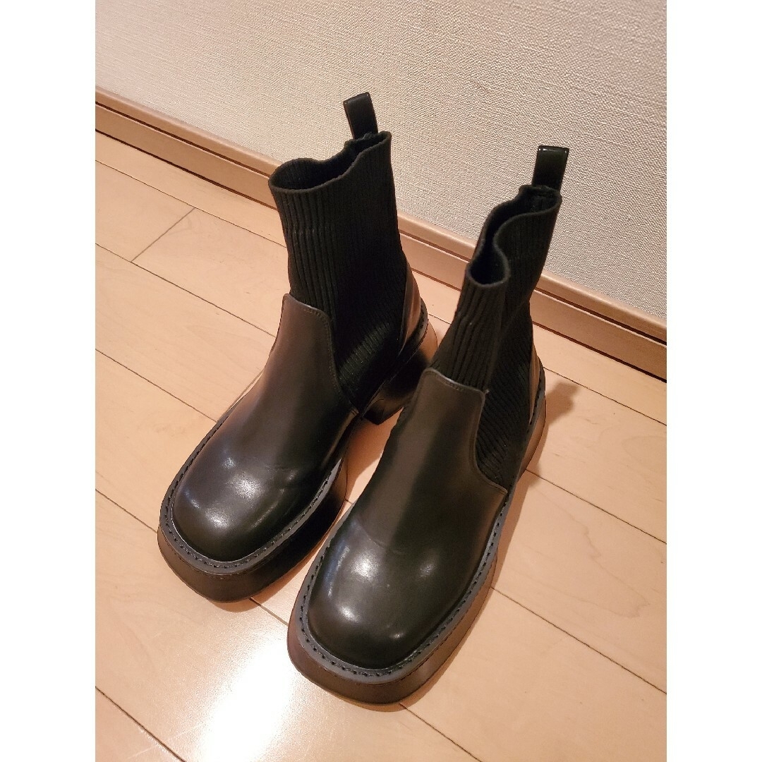 JEANASIS(ジーナシス)のお買い得☆スニーカーブーツ4足セット☆ レディースの靴/シューズ(その他)の商品写真