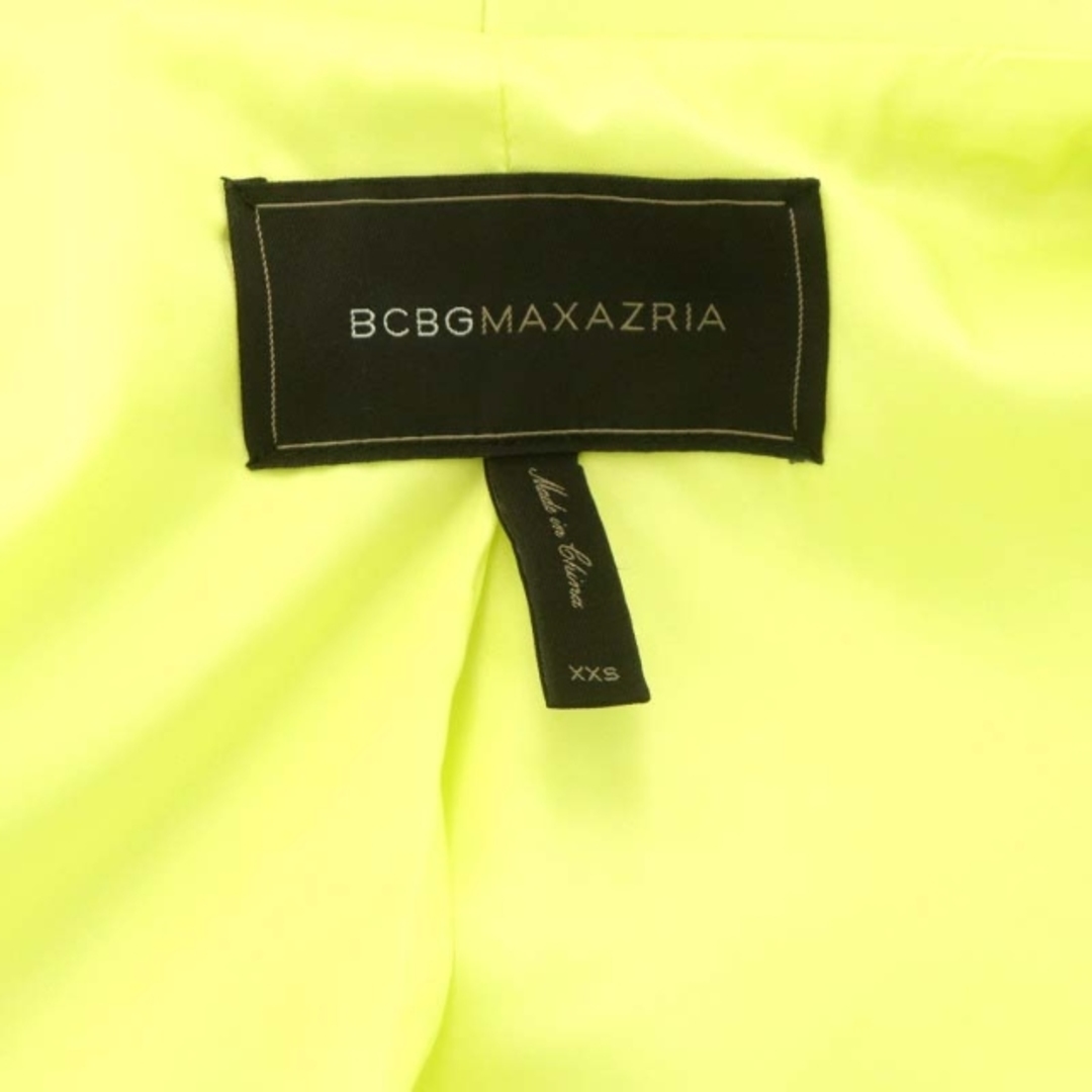 BCBGMAXAZRIA(ビーシービージーマックスアズリア)のビーシービージーマックスアズリア ショートジャケット アウター 総裏地 XXS レディースのジャケット/アウター(その他)の商品写真