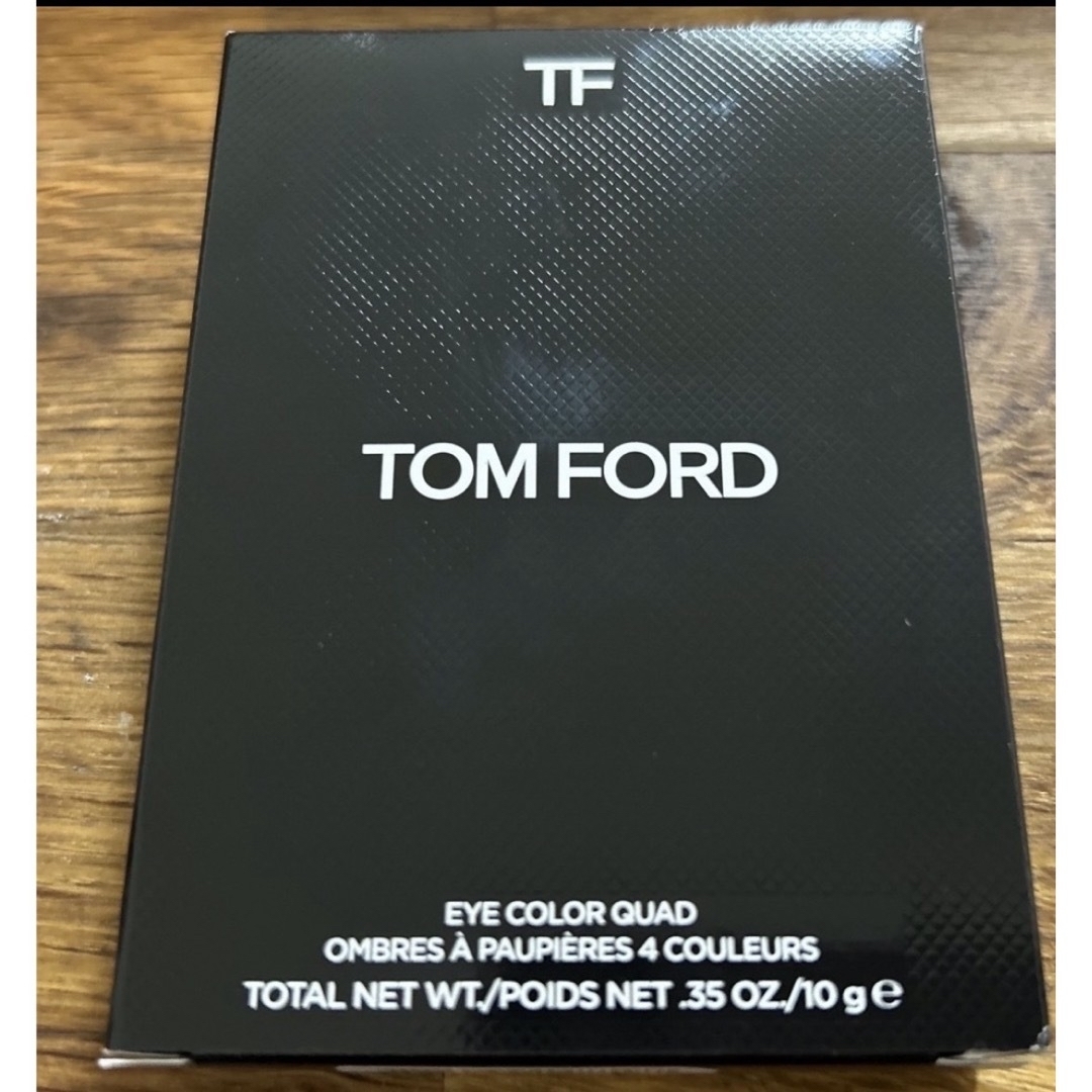 TOM FORD BEAUTY(トムフォードビューティ)の【新品未使用】トムフォード　アイカラークォード　30R　インソレントローズ コスメ/美容のベースメイク/化粧品(アイシャドウ)の商品写真