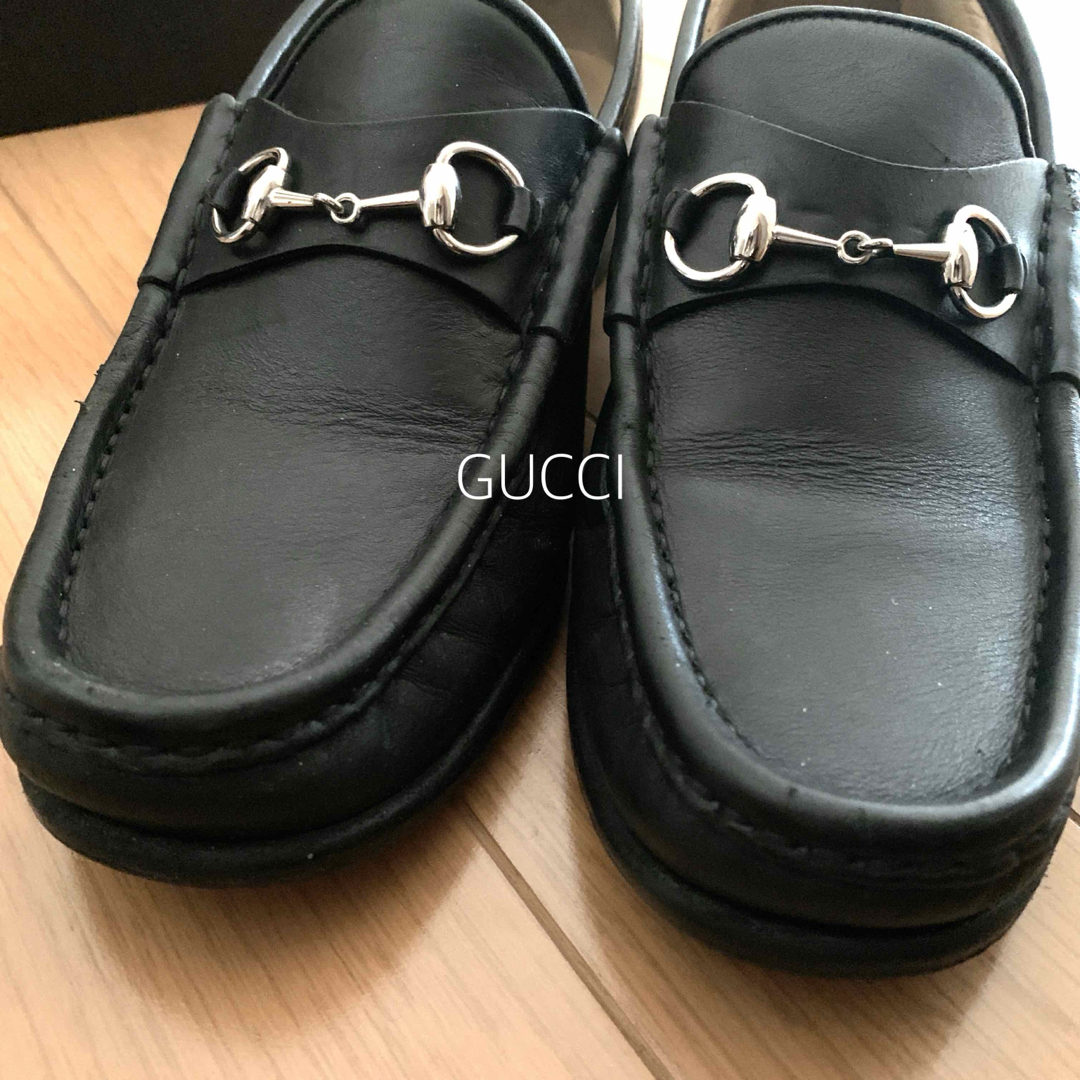 Gucci(グッチ)のGUCCI グッチ　定番人気　ホースビットローファー レディースの靴/シューズ(ローファー/革靴)の商品写真