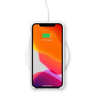 アップル(Apple)の【新品未使用】Belkin 充電パッド 急速充電(バッテリー/充電器)