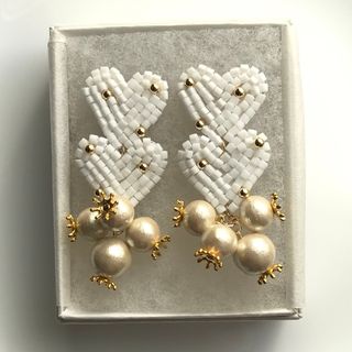 heart×beaded ピアス or イヤリング(ピアス)