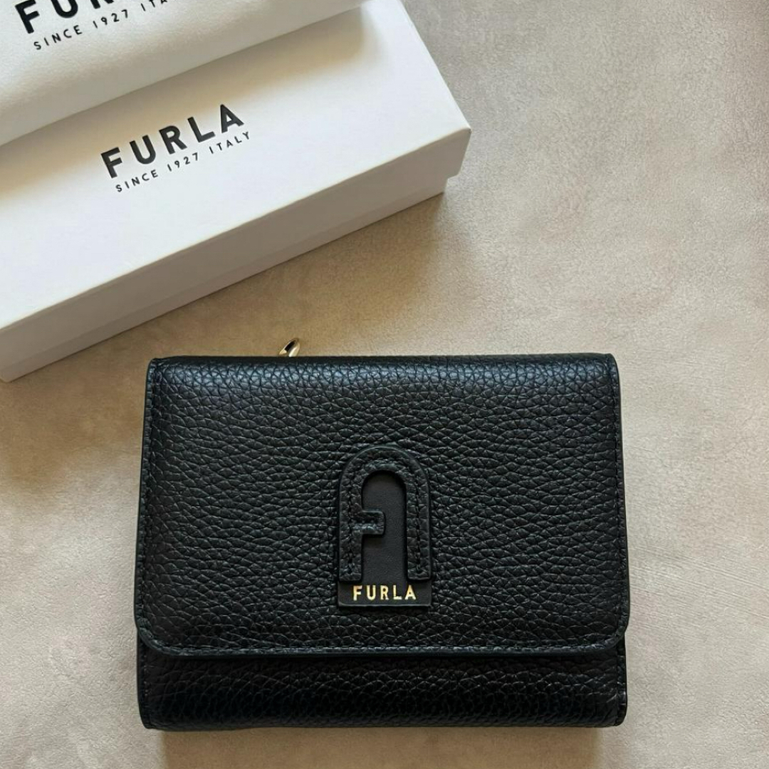 Furla(フルラ)の【新品未使用箱付き】 FURLA DAFNE 三つ折り財布 レディースのファッション小物(財布)の商品写真