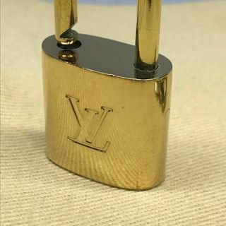 ルイヴィトン(LOUIS VUITTON)の★ ルイヴィトン ★ パドロック 308 ゴールド カデナ 南京錠 鍵1本(キーホルダー)