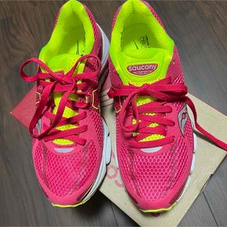 サッカニー(SAUCONY)のSaucony running PROGRID MIRAGE 3(スニーカー)