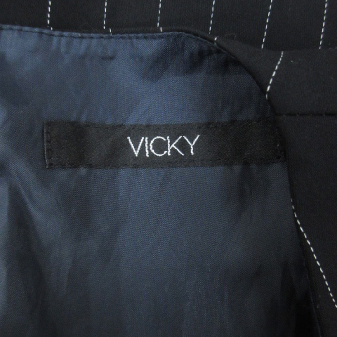 VICKY(ビッキー)のビッキー フレアワンピース ミモレ丈 ノースリーブ ストライプ柄 1 黒 白 レディースのワンピース(ひざ丈ワンピース)の商品写真