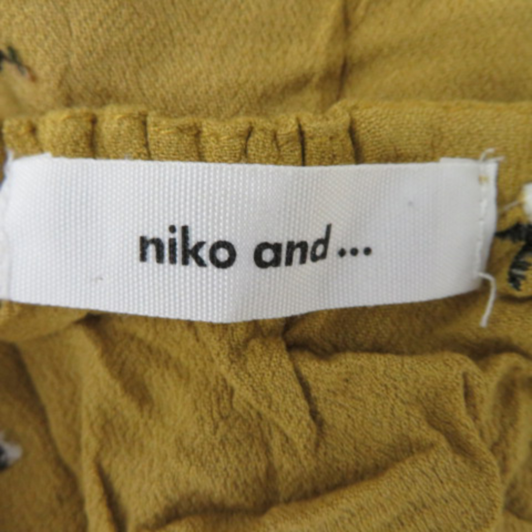 niko and...(ニコアンド)のニコアンド ブラウス カットソー 七分袖 スリットネック リボン 花柄刺繡 L レディースのトップス(その他)の商品写真