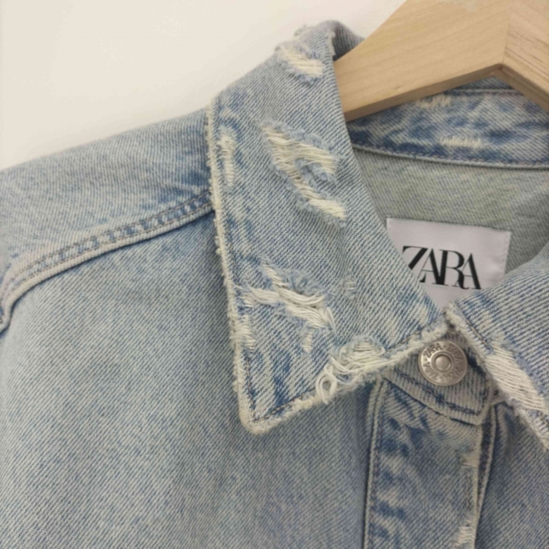 ZARA(ザラ)のZARA(ザラ) クラッシュ加工 デニムシャツジャケット レディース アウター レディースのジャケット/アウター(Gジャン/デニムジャケット)の商品写真