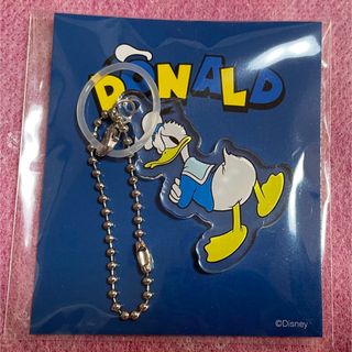 ドナルドダック(ドナルドダック)の新品・未開封　Disney  ドナルドダック　アクリルチャーム　非売品(キャラクターグッズ)