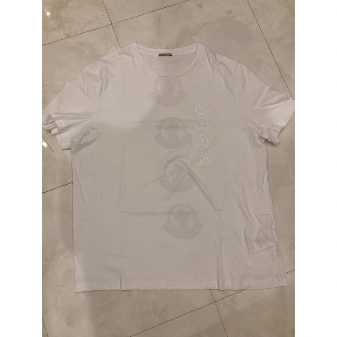 MONCLER(モンクレール)のXLサイズ】モンクレール　MONCLER 半袖Tシャツ　ホワイト　白　バックロゴ メンズのトップス(Tシャツ/カットソー(半袖/袖なし))の商品写真