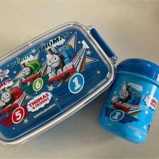 THOMAS - 未使用 トーマス お弁当箱 おしぼりセット　