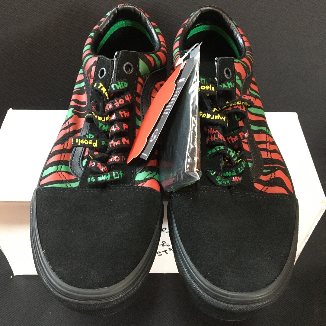 OLD SKOOL（VANS）(オールドスクール)の新品 28 VANS ATCQ X OLD SKOOL トライブ メンズの靴/シューズ(スニーカー)の商品写真