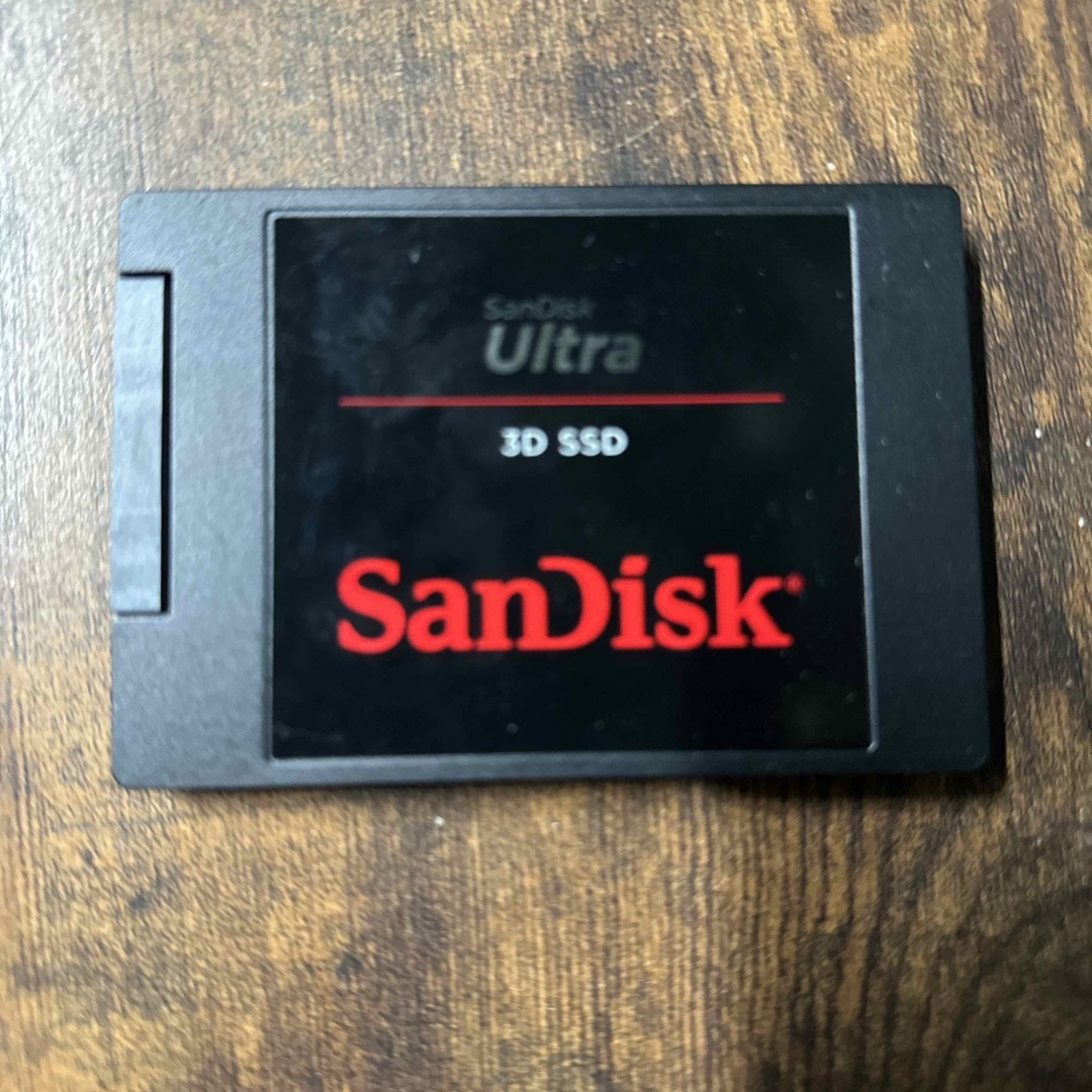 SanDisk(サンディスク)のSanDisk 内蔵SSD SDSSDH3-1T00 スマホ/家電/カメラのPC/タブレット(PCパーツ)の商品写真