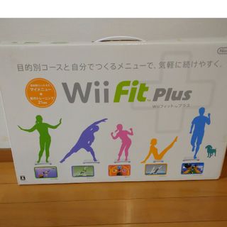 ニンテンドウ(任天堂)のWii Fit Plus同梱版(家庭用ゲームソフト)