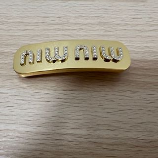 ミュウミュウ(miumiu)のtime sale MiuMiu髪飾り(ヘアピン)