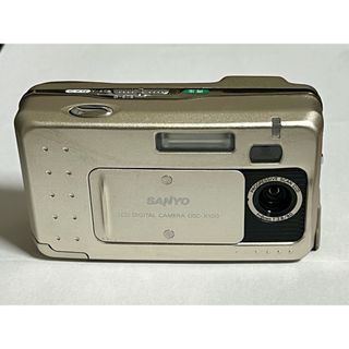 SANYO - SANYO Xacti DSC-J4 ピンク ジャンク品の通販 by トロール's SANYO - SANYO Xacti DSC-J4 ピンク ジャンク品の通販 by トロール's
