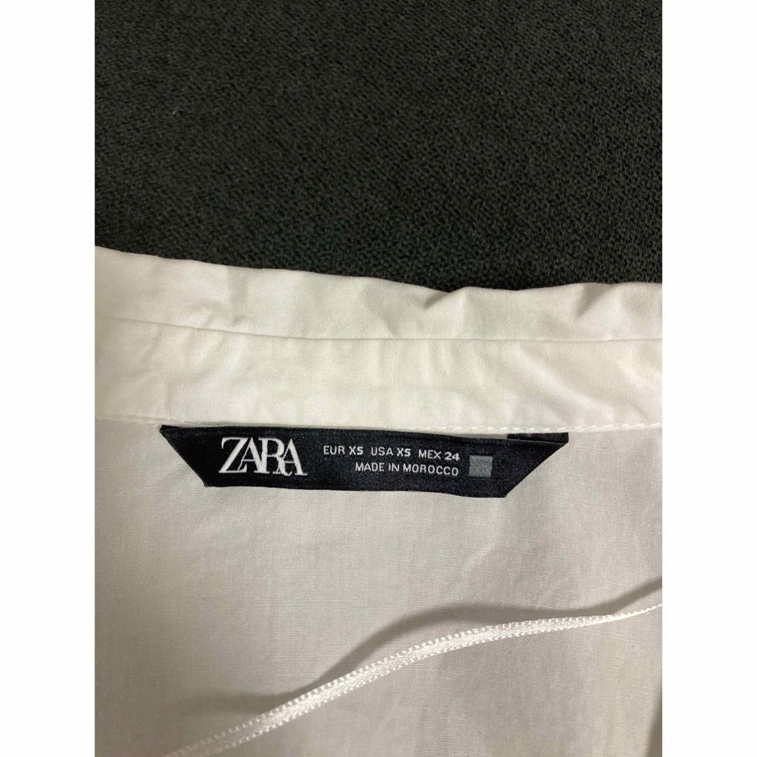 ZARA(ザラ)のZARAシャツ レディースのトップス(シャツ/ブラウス(長袖/七分))の商品写真