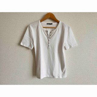 ザラ(ZARA)のZARA Tシャツ(Tシャツ/カットソー(半袖/袖なし))