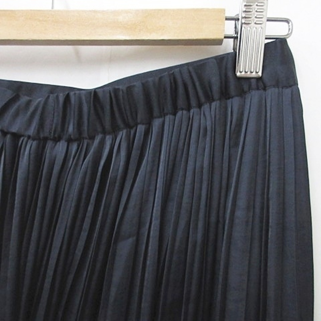 anyFAM(エニィファム)のエニィファム anyFam スカート プリーツスカート ロング 後ゴム 紺 3 レディースのスカート(ロングスカート)の商品写真